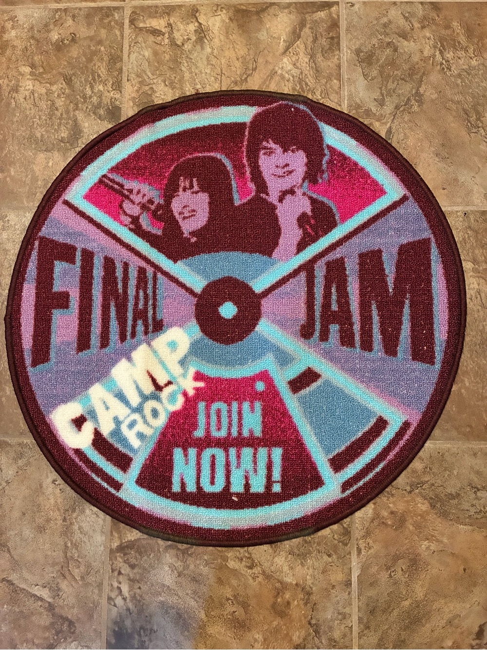 Disney Camp Rock Final Jam Round Accent Rug - Blue & Pink